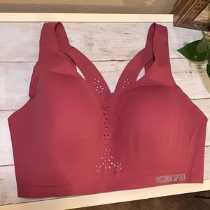 Victoria Sport Sports Bra